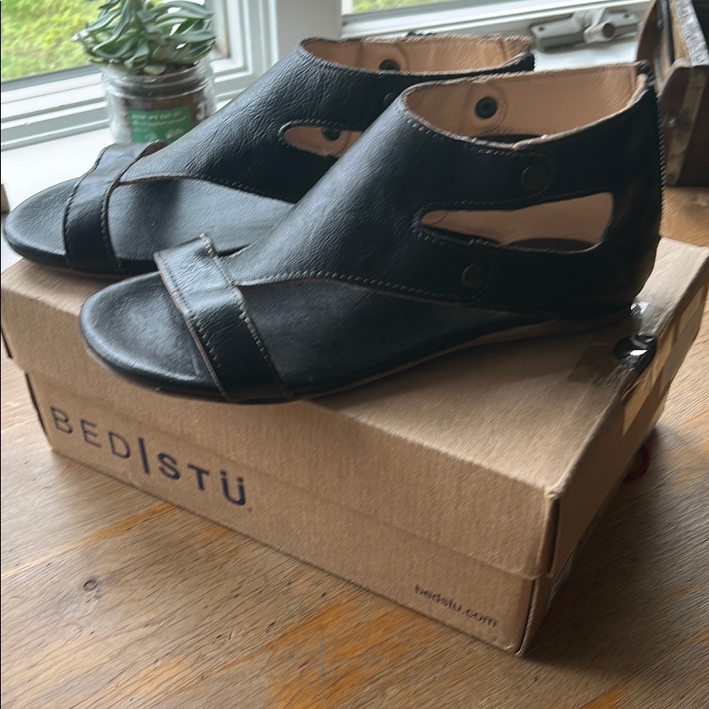 BedStu Soto Black Rustic Shoes